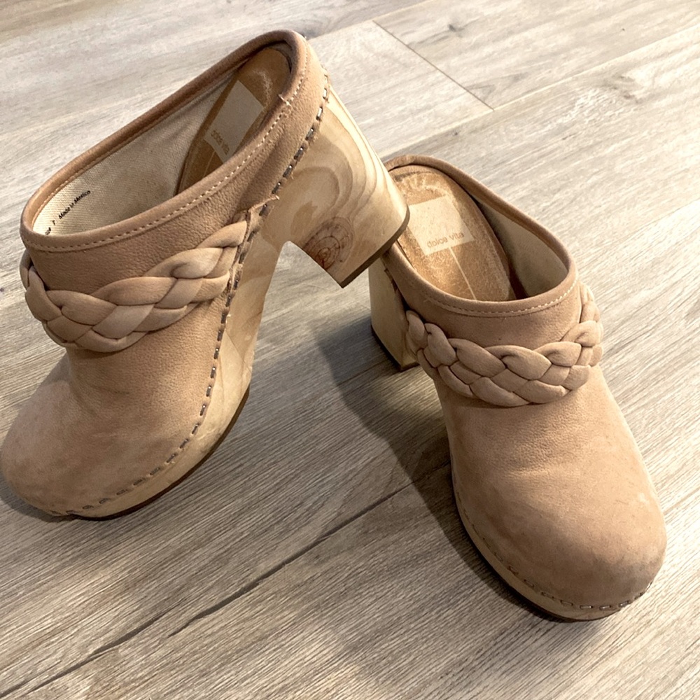 Dolce Vita clogs